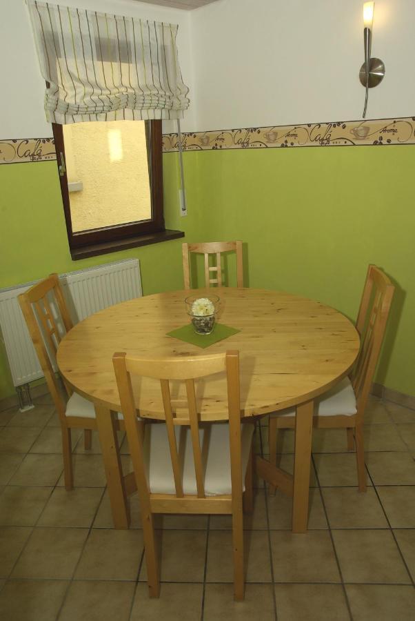 Hotel Gästezimmer zwischen Neckar und Enz Besigheim Exterior foto